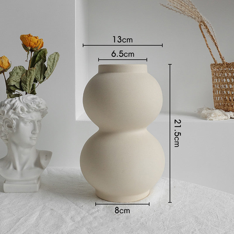 Modern Minimalist Ceramic Vase - Meekshire