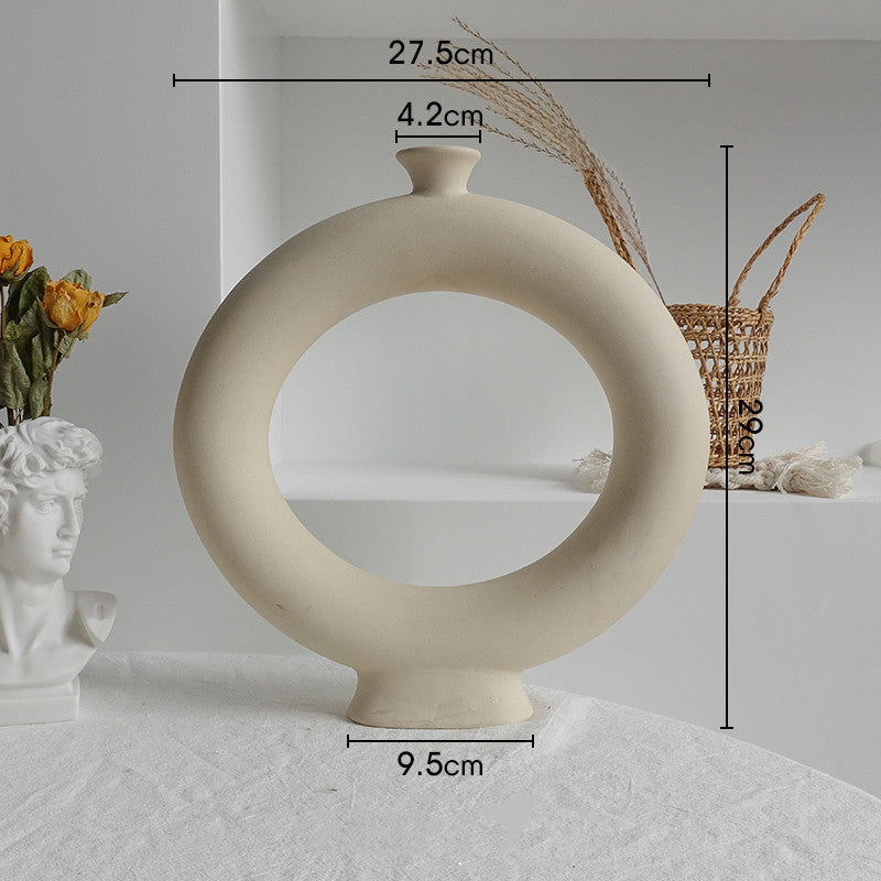 Modern Minimalist Ceramic Vase - Meekshire