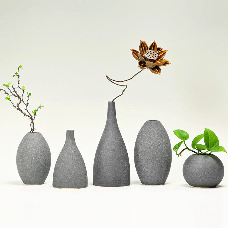 Nordic Ceramic Vase Ornaments for Modern Spaces - Meekshire