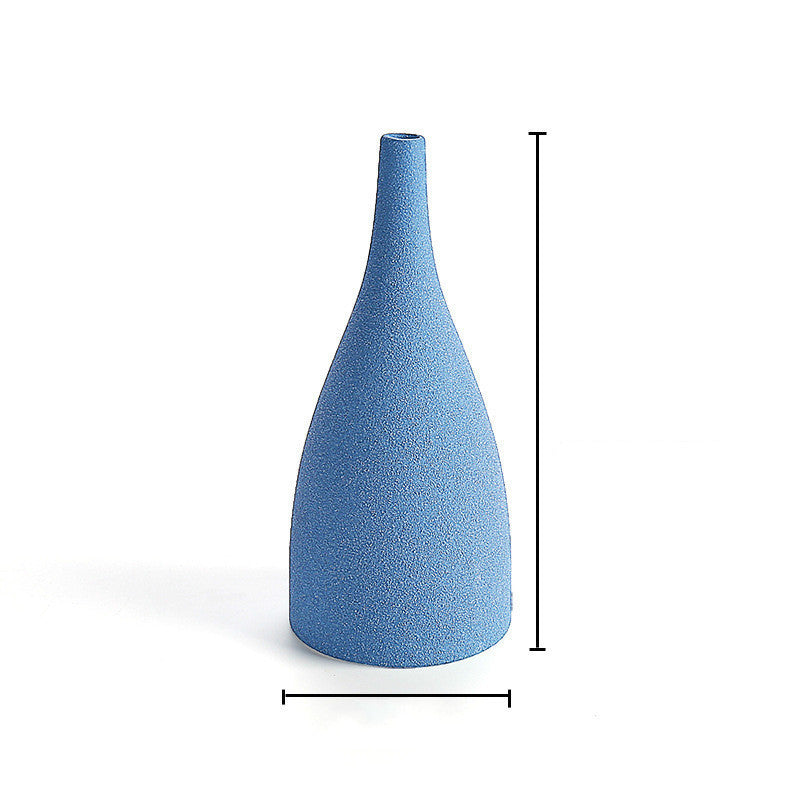 Nordic Ceramic Vase Ornaments for Modern Spaces - Meekshire