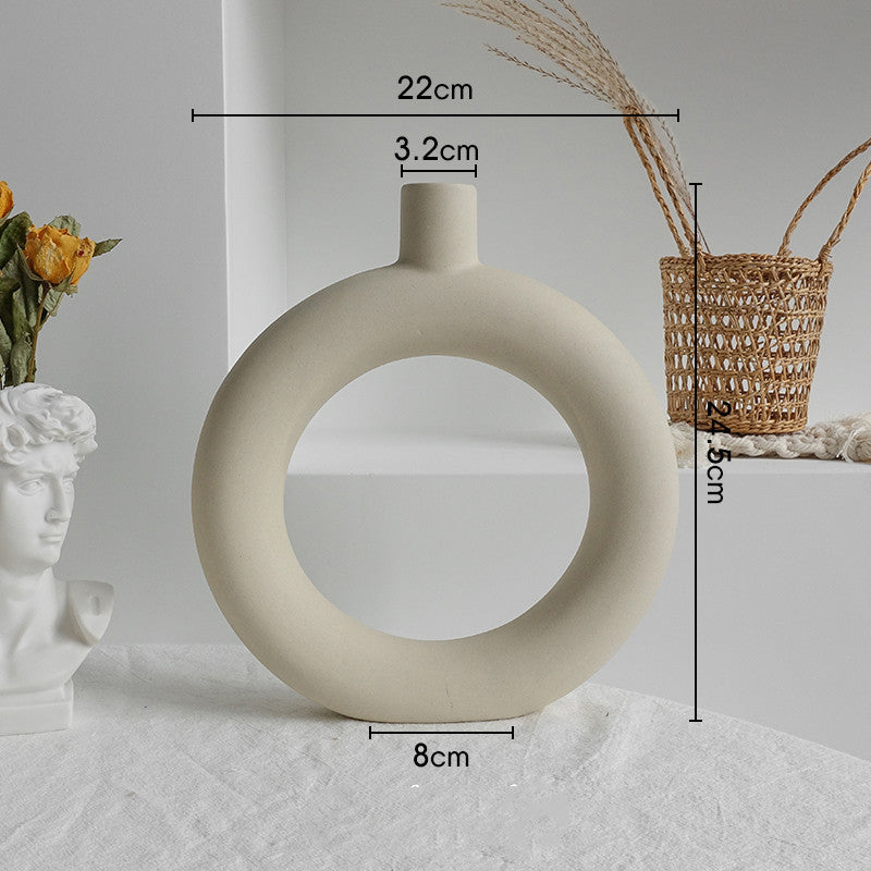 Modern Minimalist Ceramic Vase - Meekshire