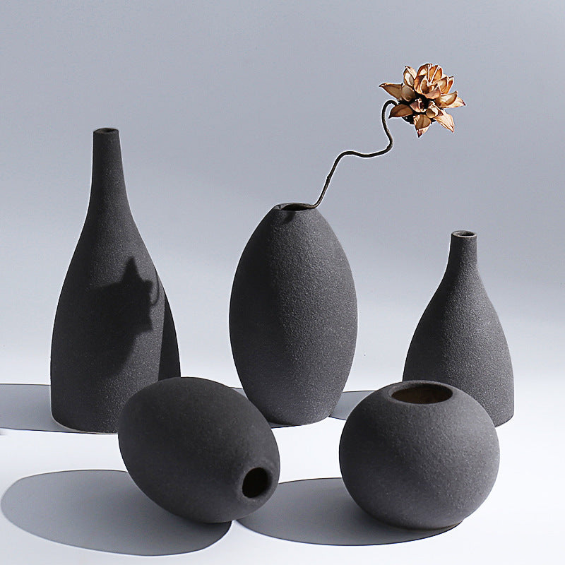 Nordic Ceramic Vase Ornaments for Modern Spaces - Meekshire